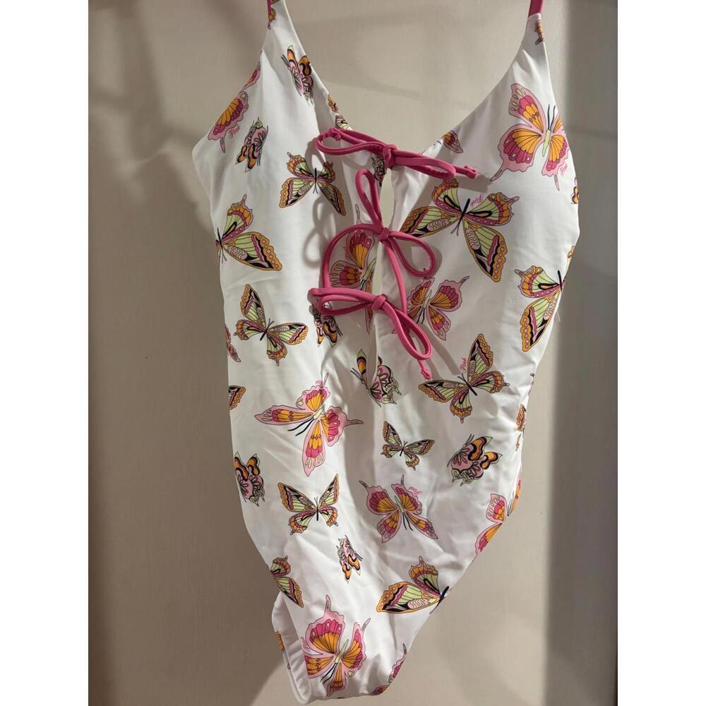✨ NWT Victoria’s Secret PINK Butterfly One-Piece Swimsuit Medium  ✨